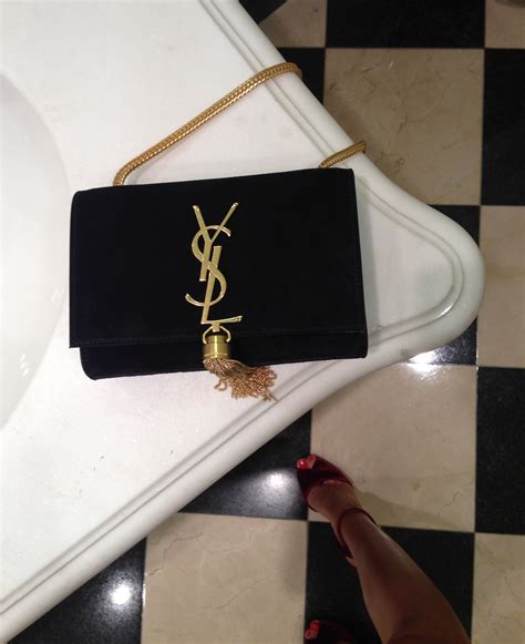 ysl clutch cettire